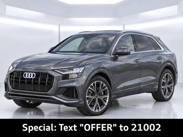 2023 Audi Q8 Premium Plus