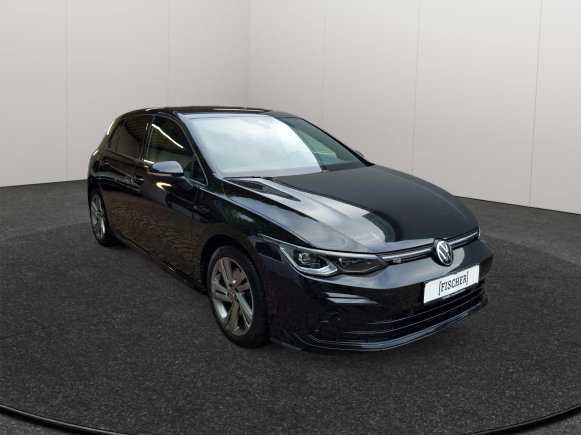 Volkswagen Golf R-Line