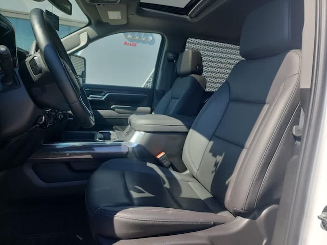 2025 Chevrolet Silverado