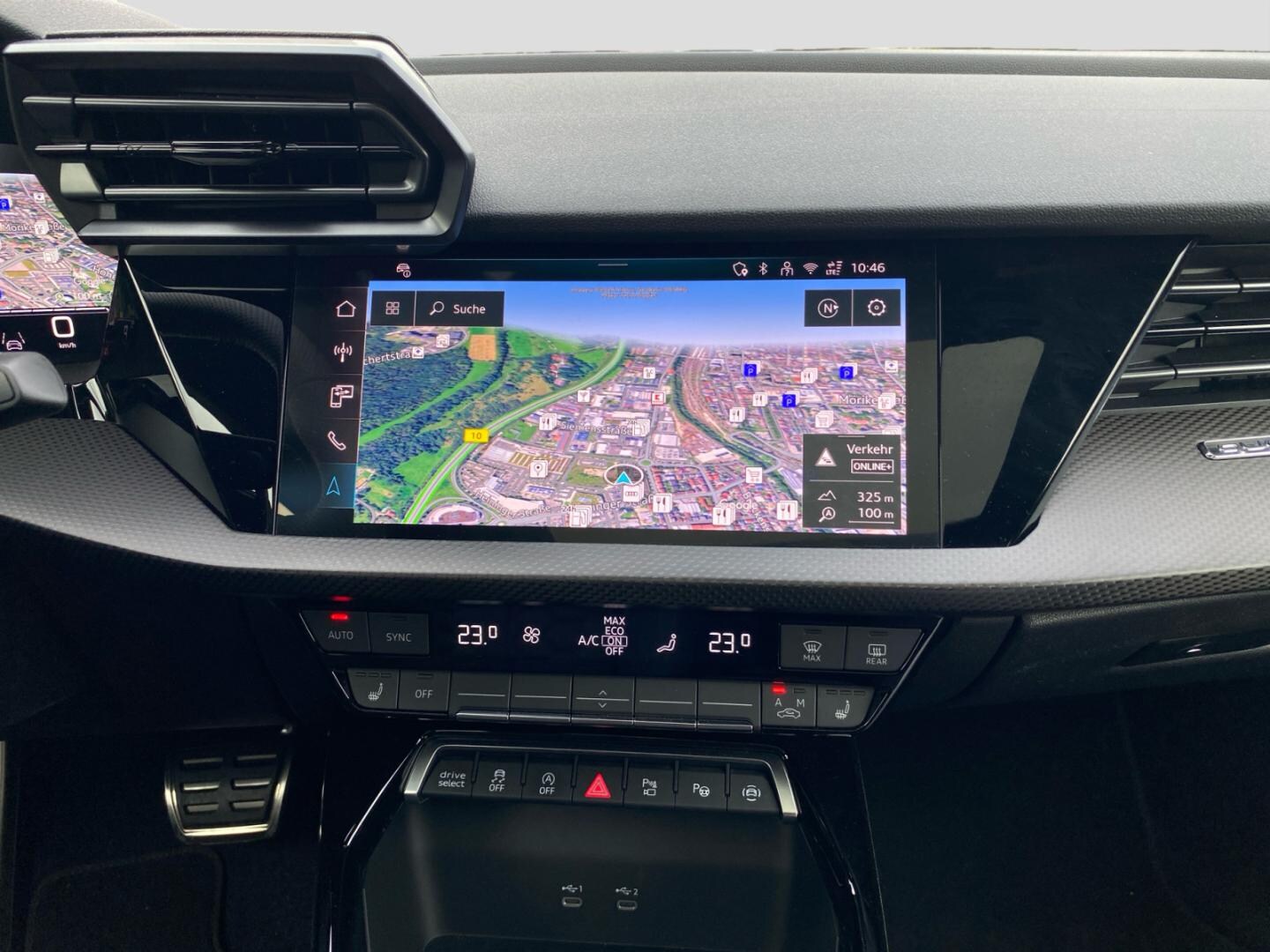 Bild über Audi RS 3 Limousine TFSI quattro 294 kW S tronic - für weitere Informationen kontaktieren Sie den Audi Partner
