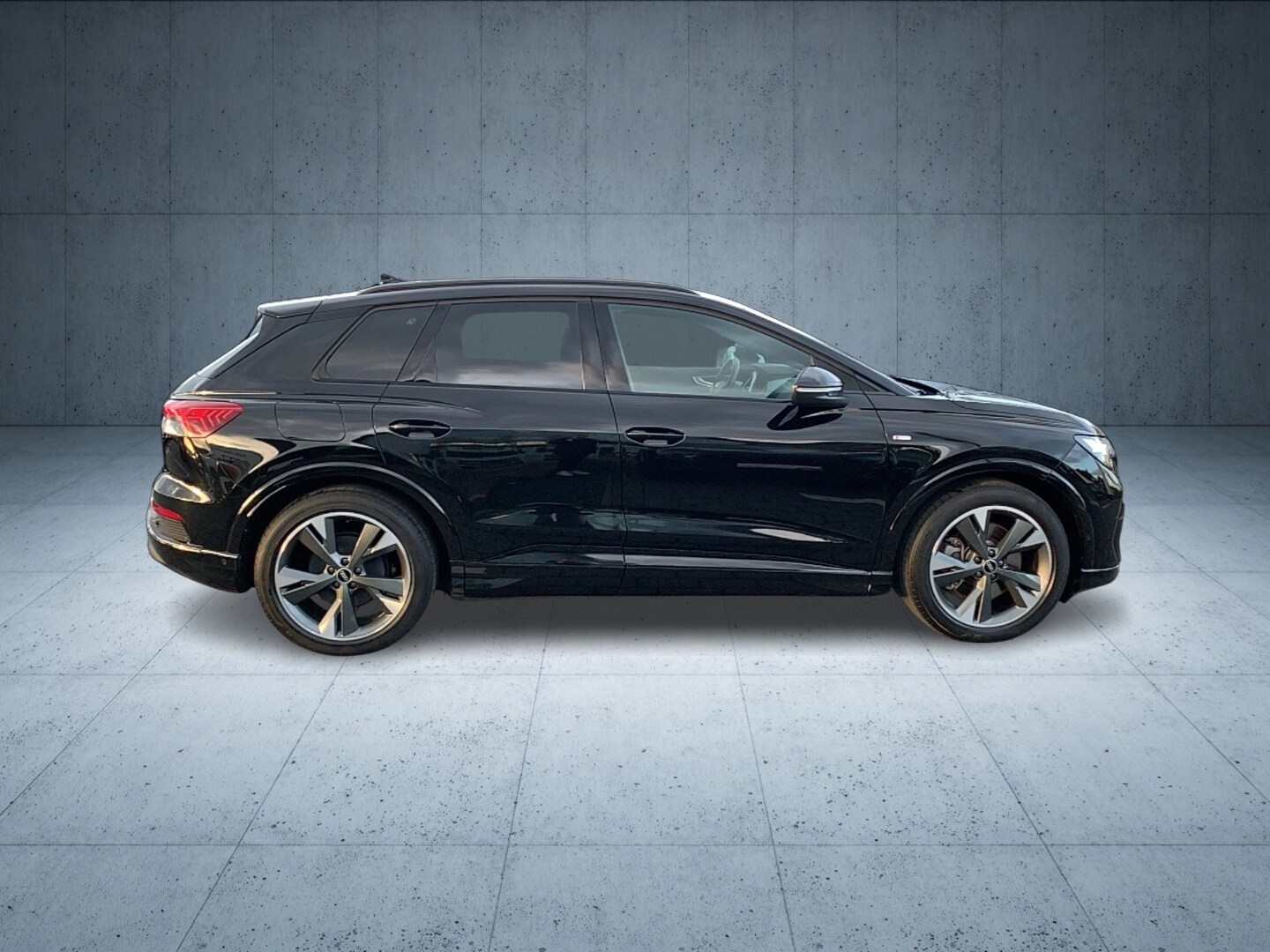 Image about Audi Q4 e-tron 40 e-tron