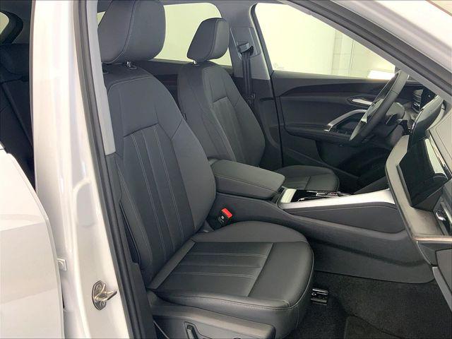 2025 Audi Q5 Premium - Photo 9