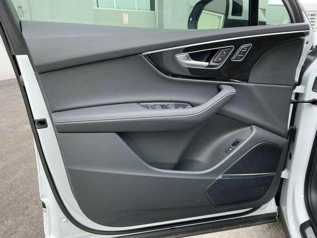 2026 Audi Q7 Premium Plus - Photo 12