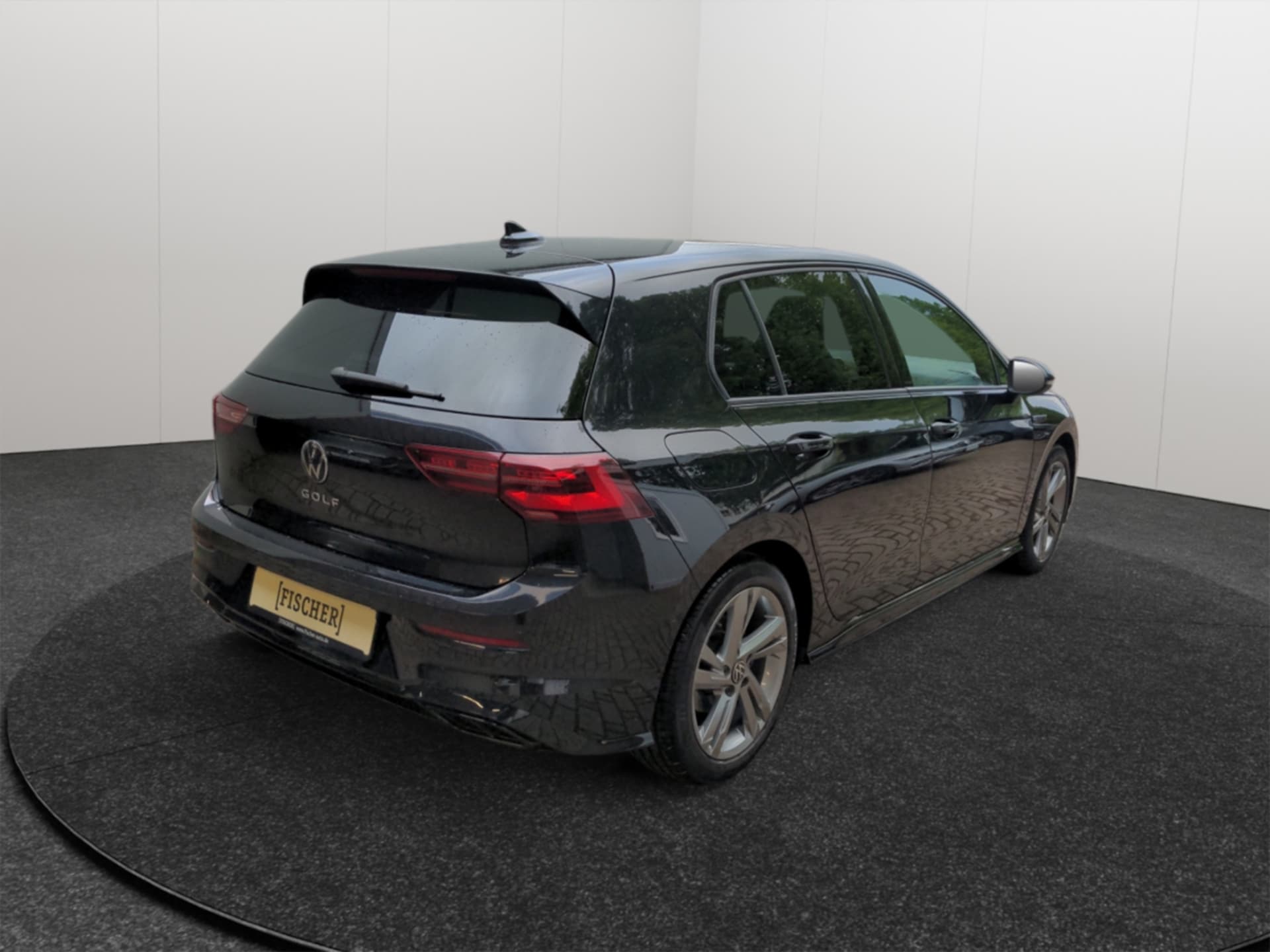 Volkswagen Golf R-Line