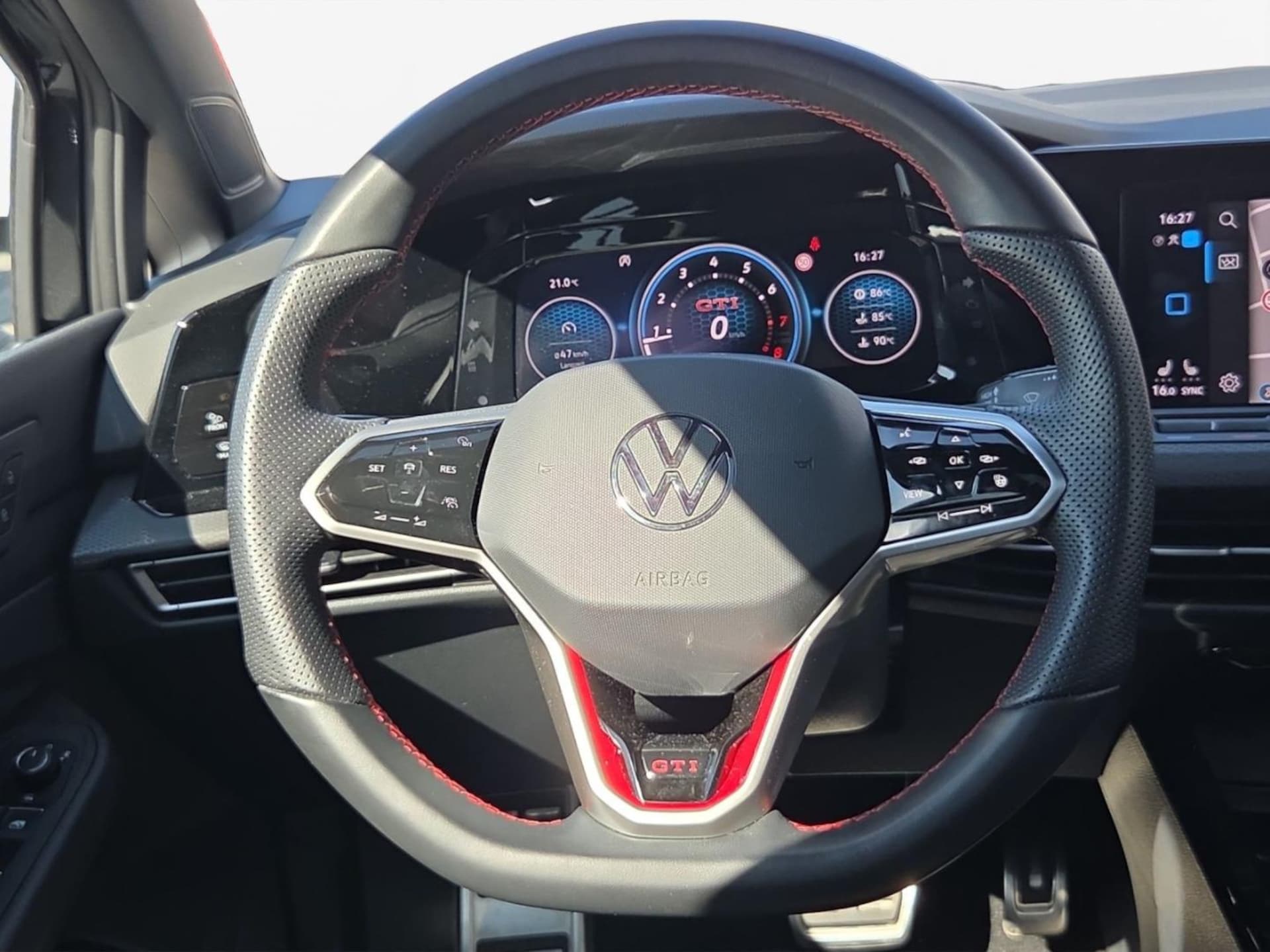 Volkswagen Golf GTI