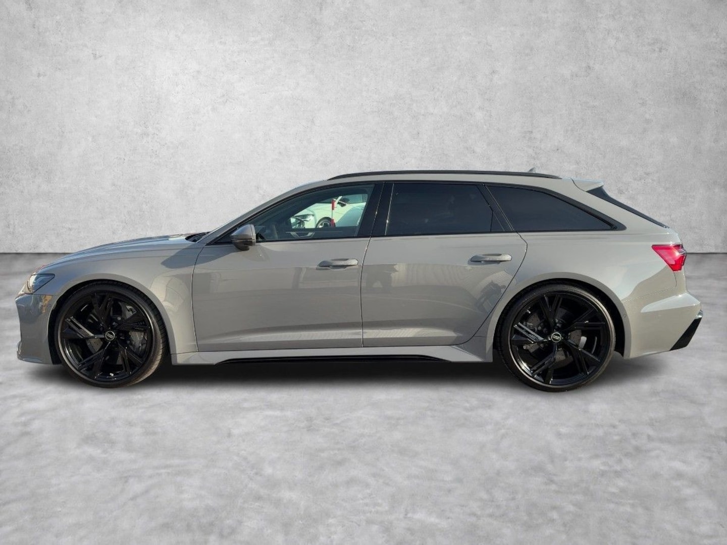 Bild über Audi RS 6 Avant TFSI quattro tiptronic - für weitere Informationen kontaktieren Sie den Audi Partner