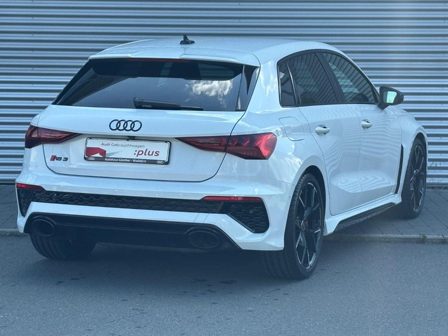 Image about Audi RS 3 Sportback TFSI quattro S tronic