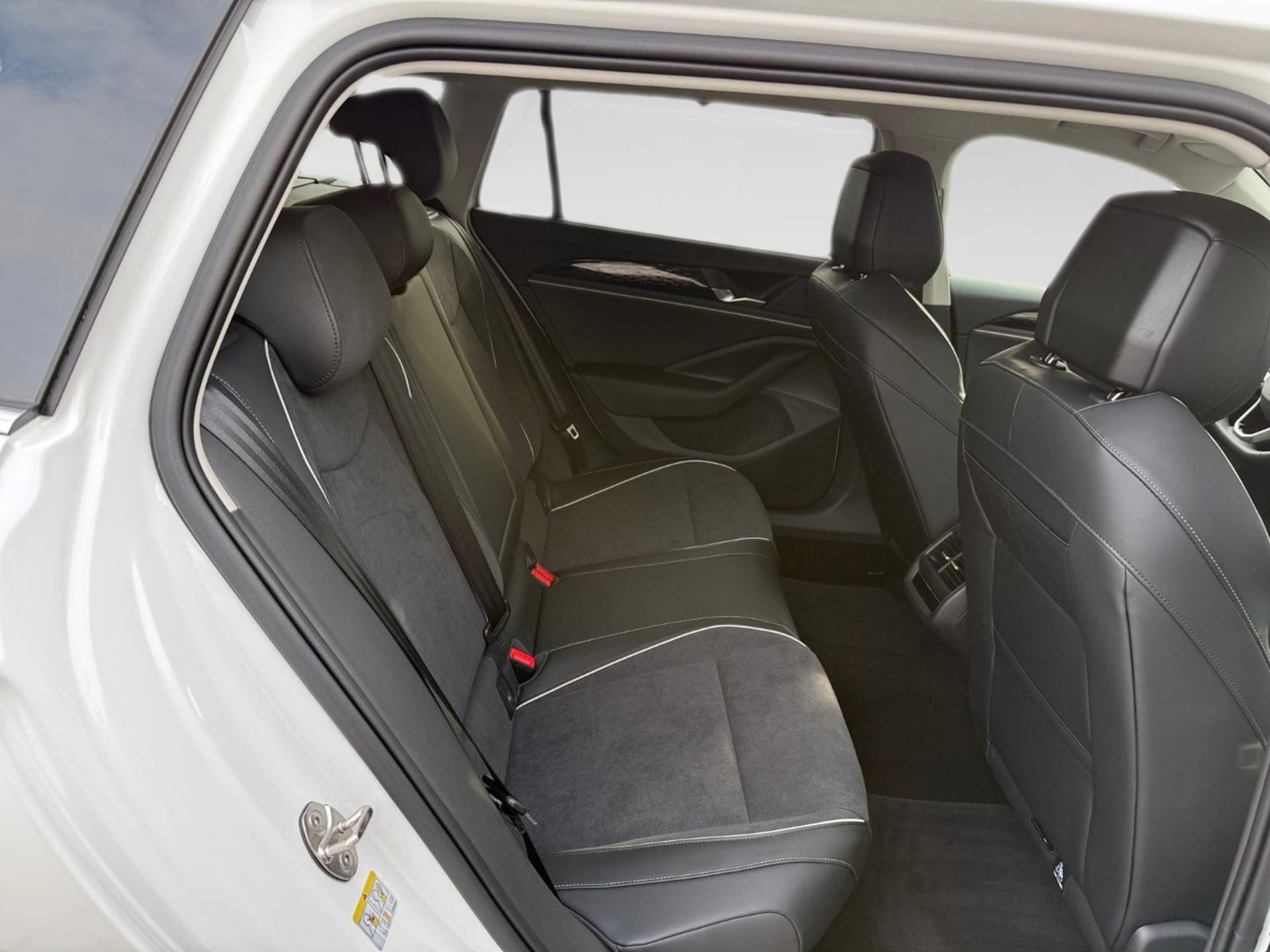 Volkswagen Passat Elegance