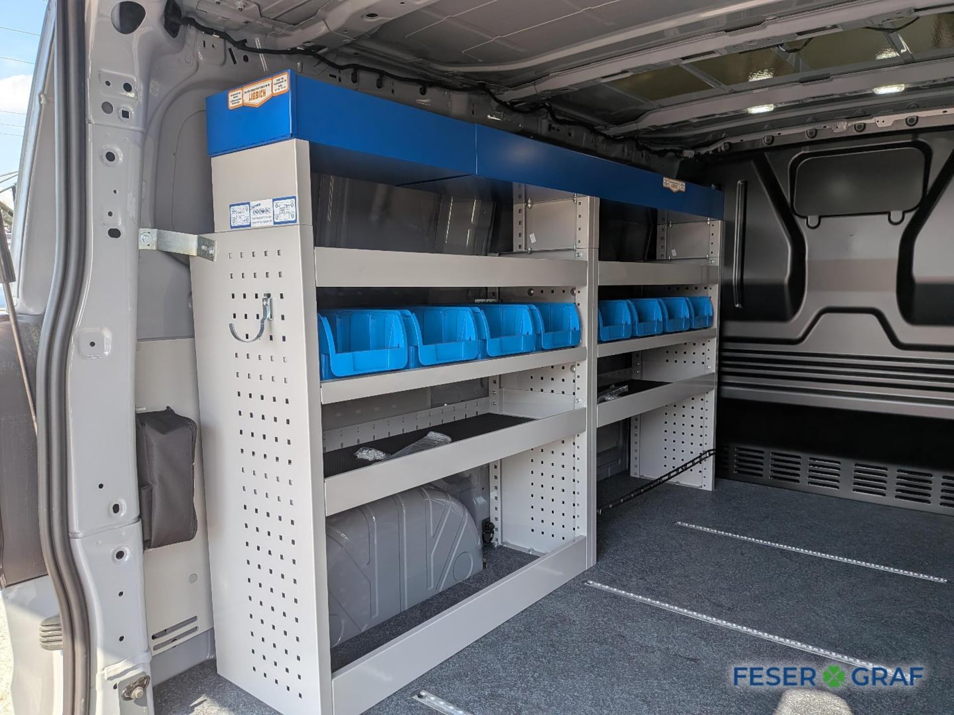 Volkswagen Transporter Kasten kurzer Radstand