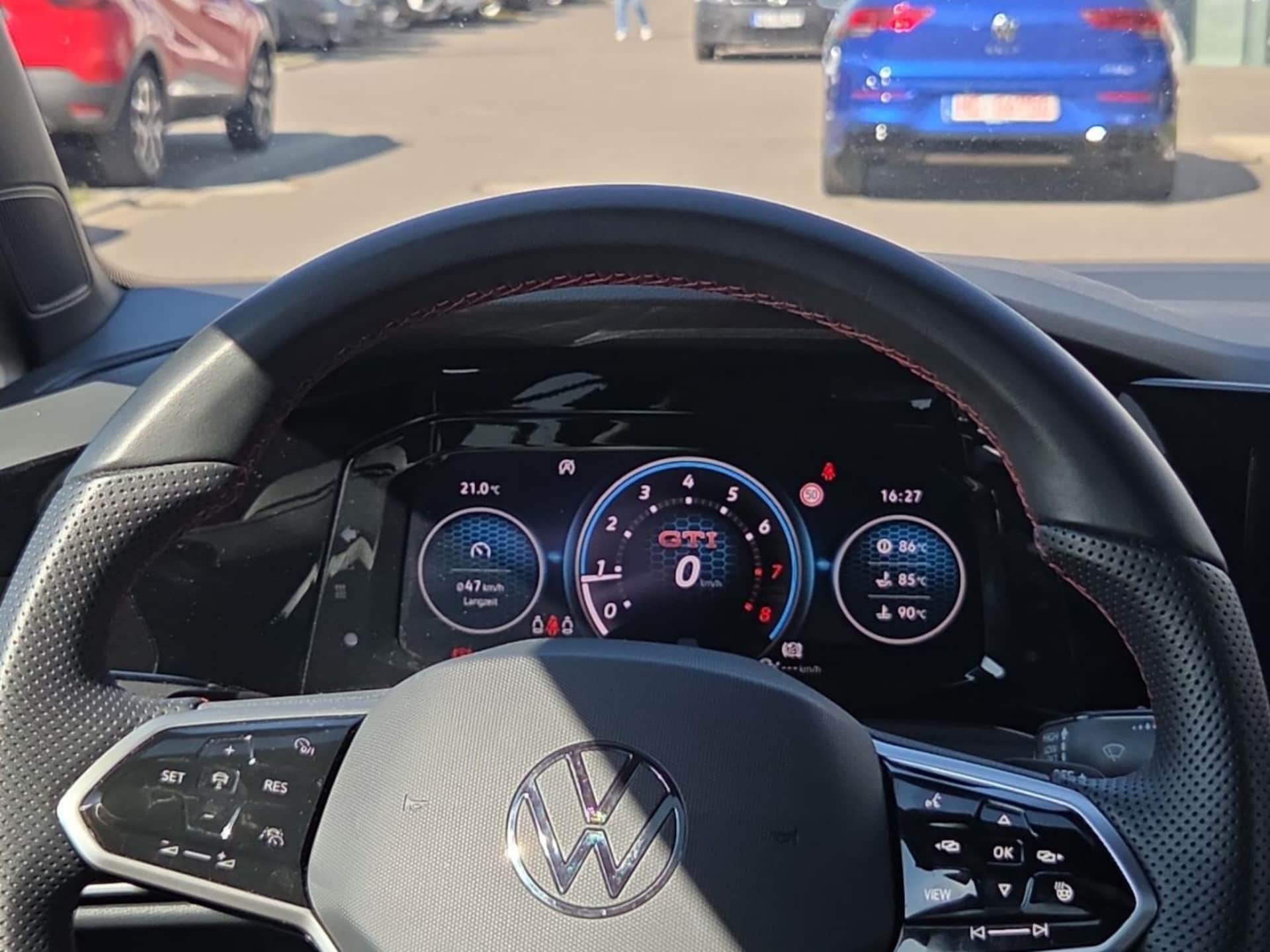 Volkswagen Golf GTI