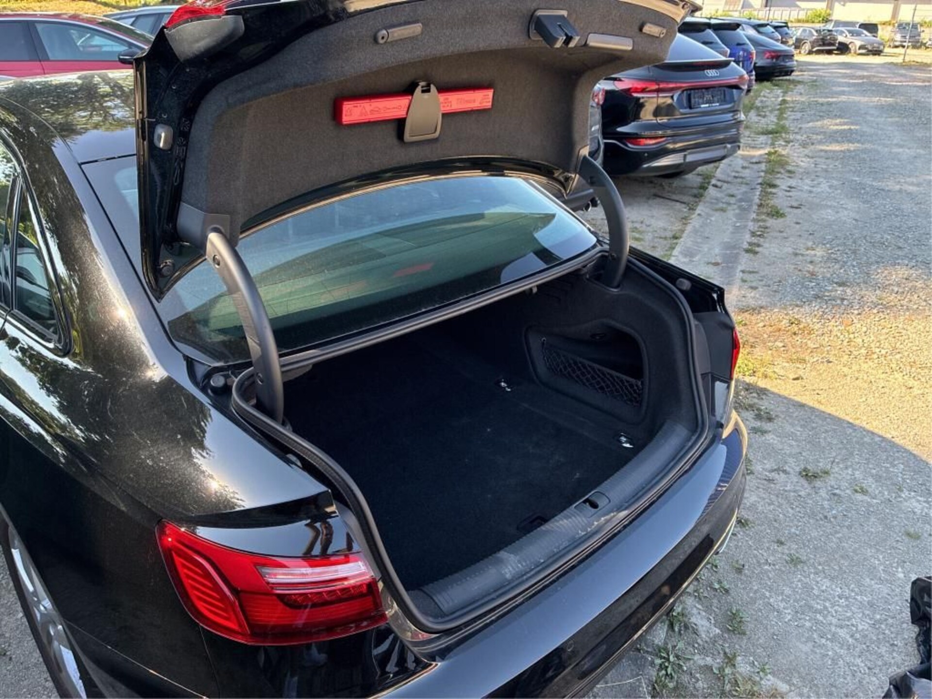 Audi A4 Limousine S line