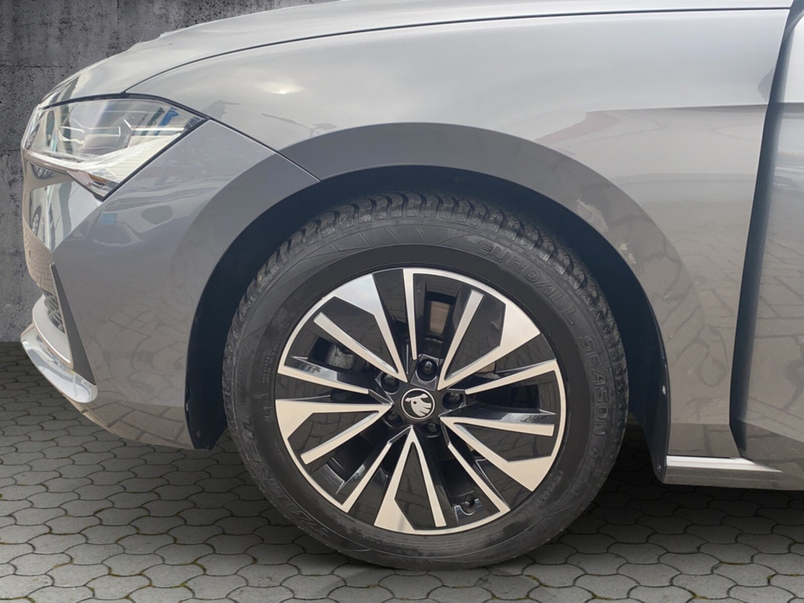 Škoda Superb Combi – Bild 19