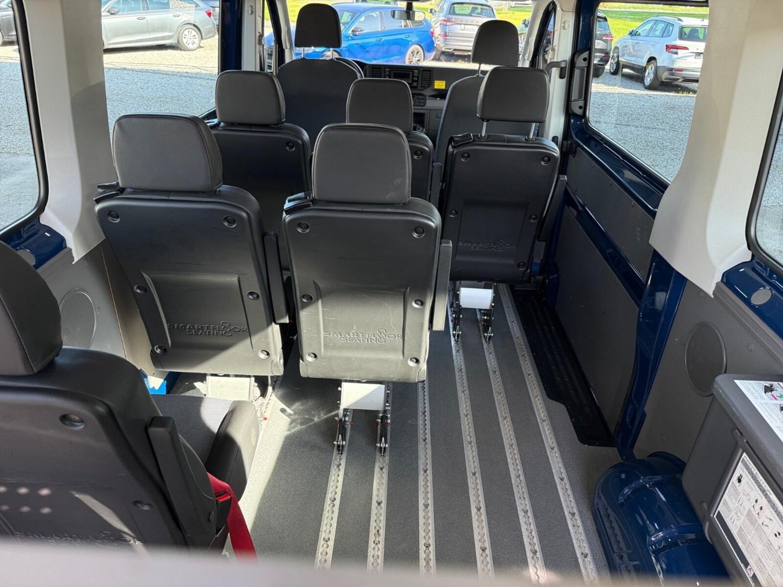 Volkswagen Crafter Kasten mittlerer Radstand – Bild 15