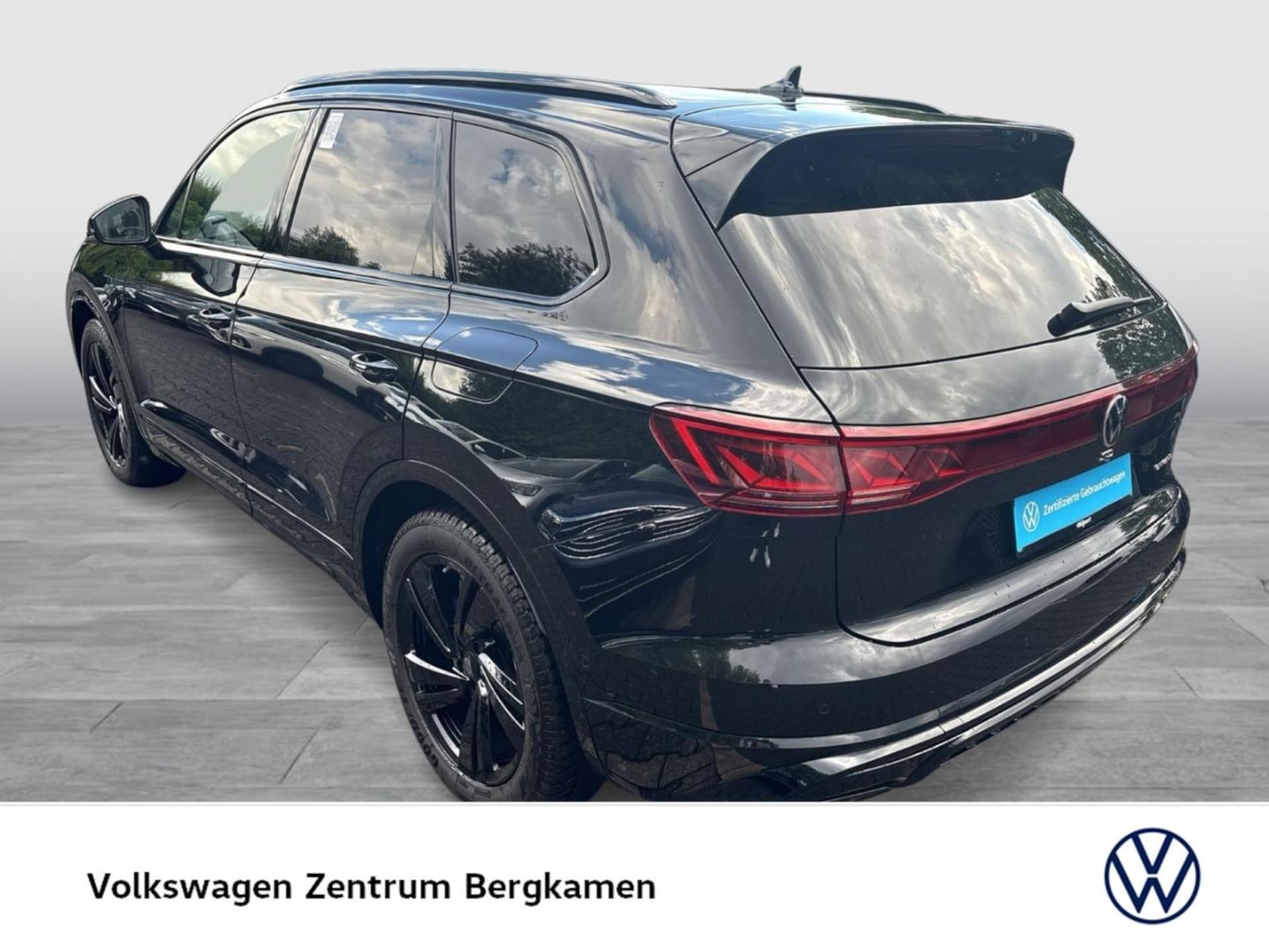 Volkswagen Touareg R