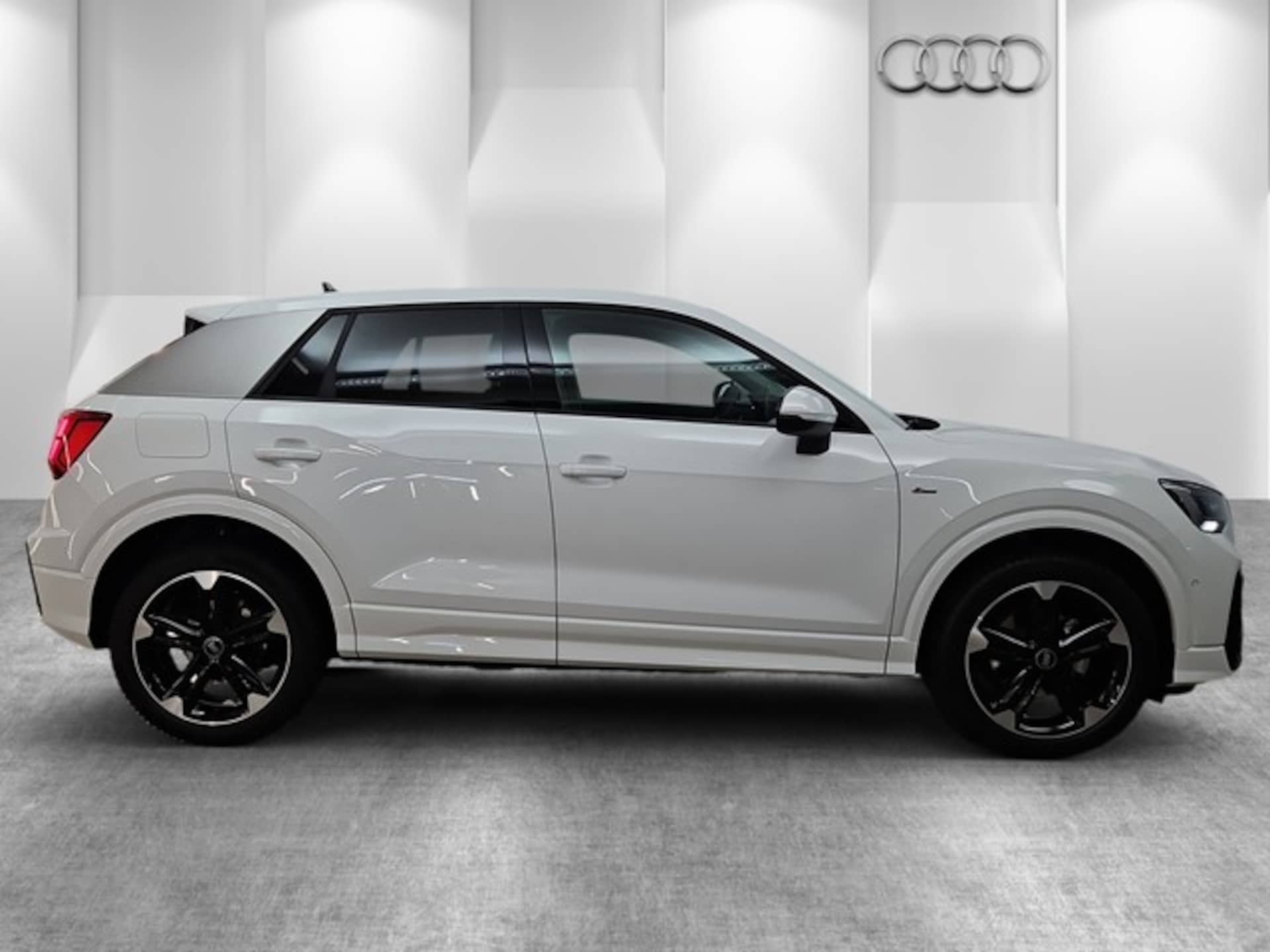 Audi Q2 S line