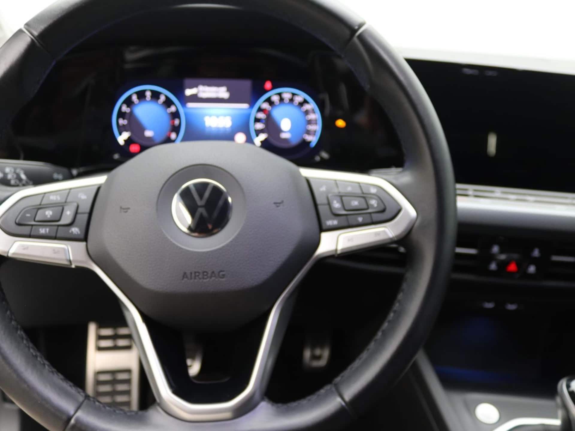 Volkswagen Golf Active