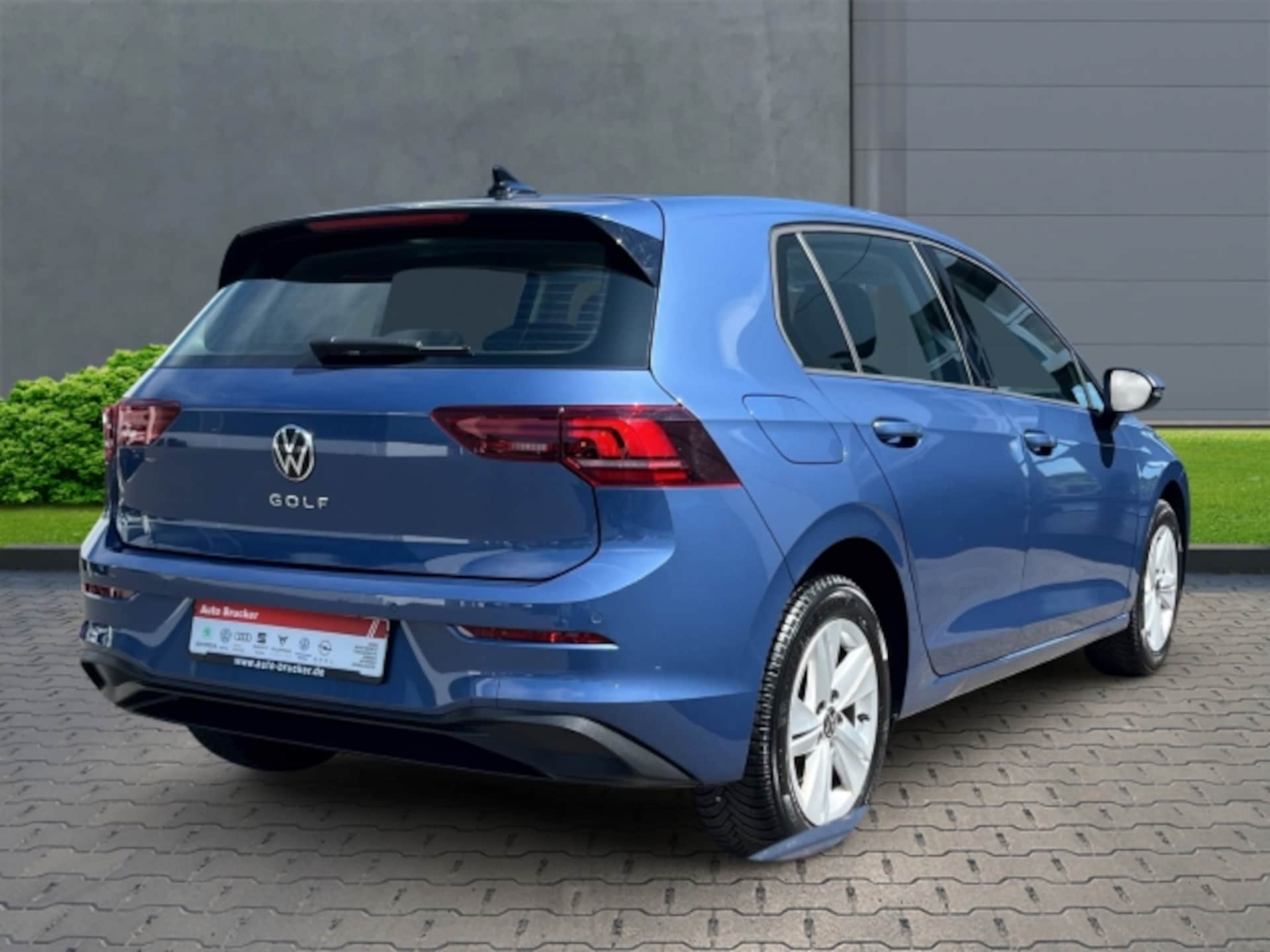 Volkswagen Golf Life