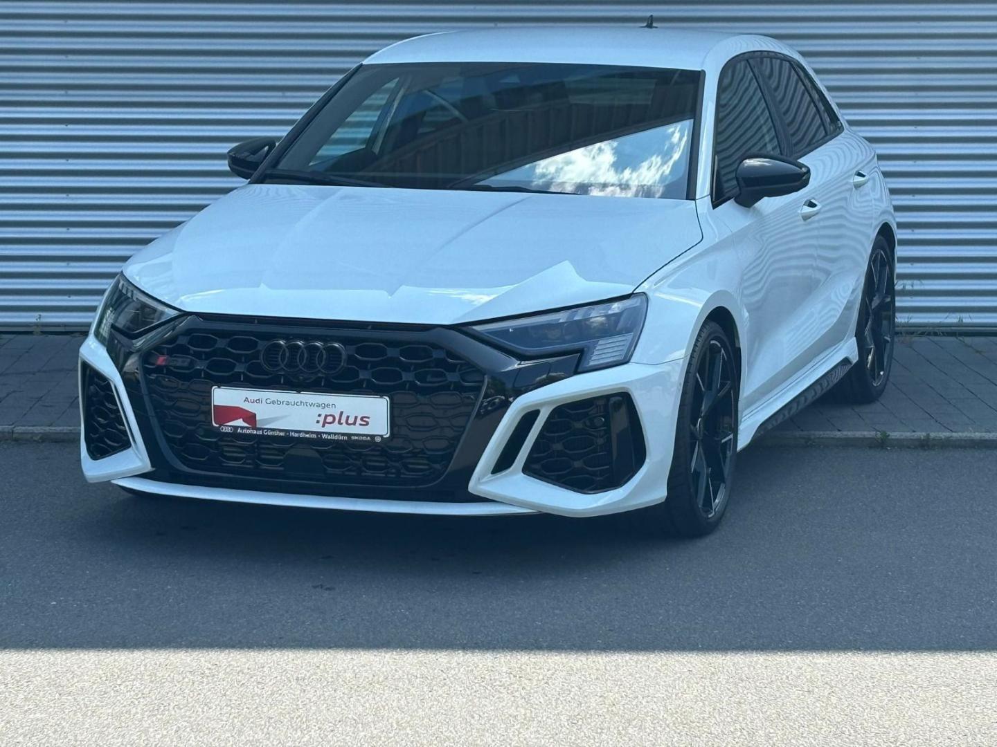 Image about Audi RS 3 Sportback TFSI quattro S tronic