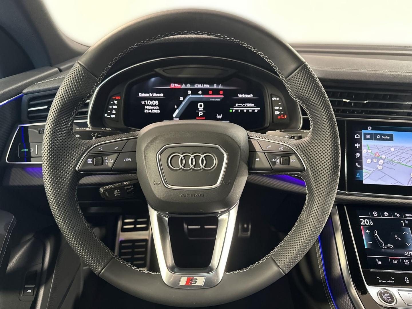 Bild über Audi Q8 SUV S line business TDI quattro 210 kW tiptronic - für weitere Informationen kontaktieren Sie den Audi Partner