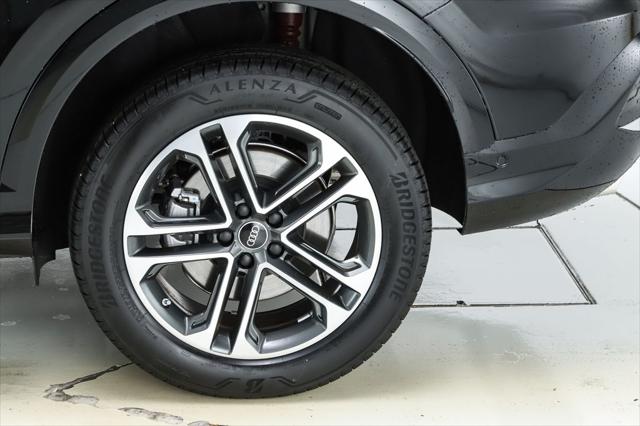 2025 Audi Q5 Premium - Photo 9