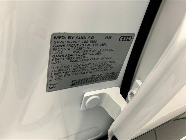 2025 Audi Q5 Premium - Photo 14