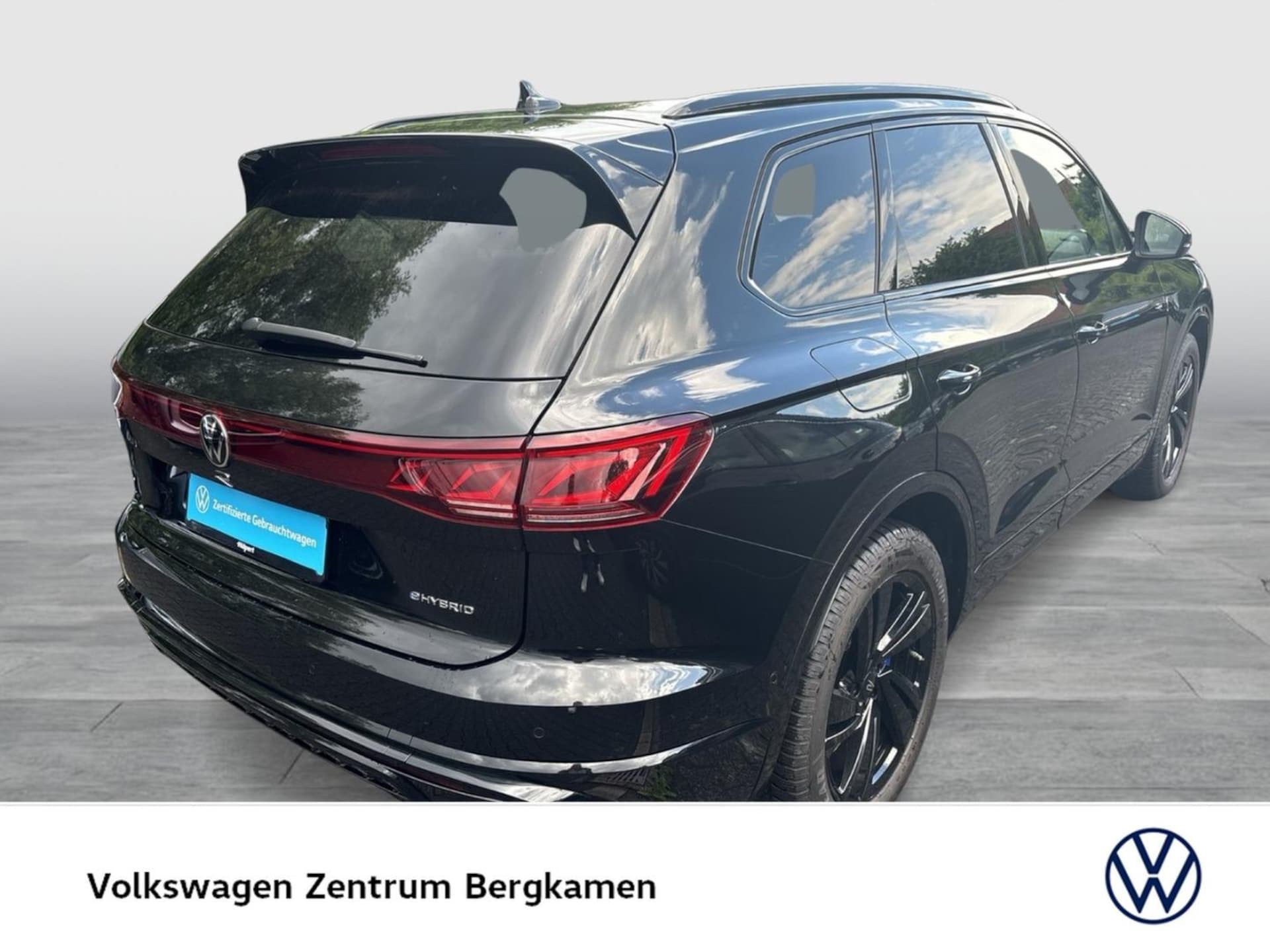 Volkswagen Touareg R