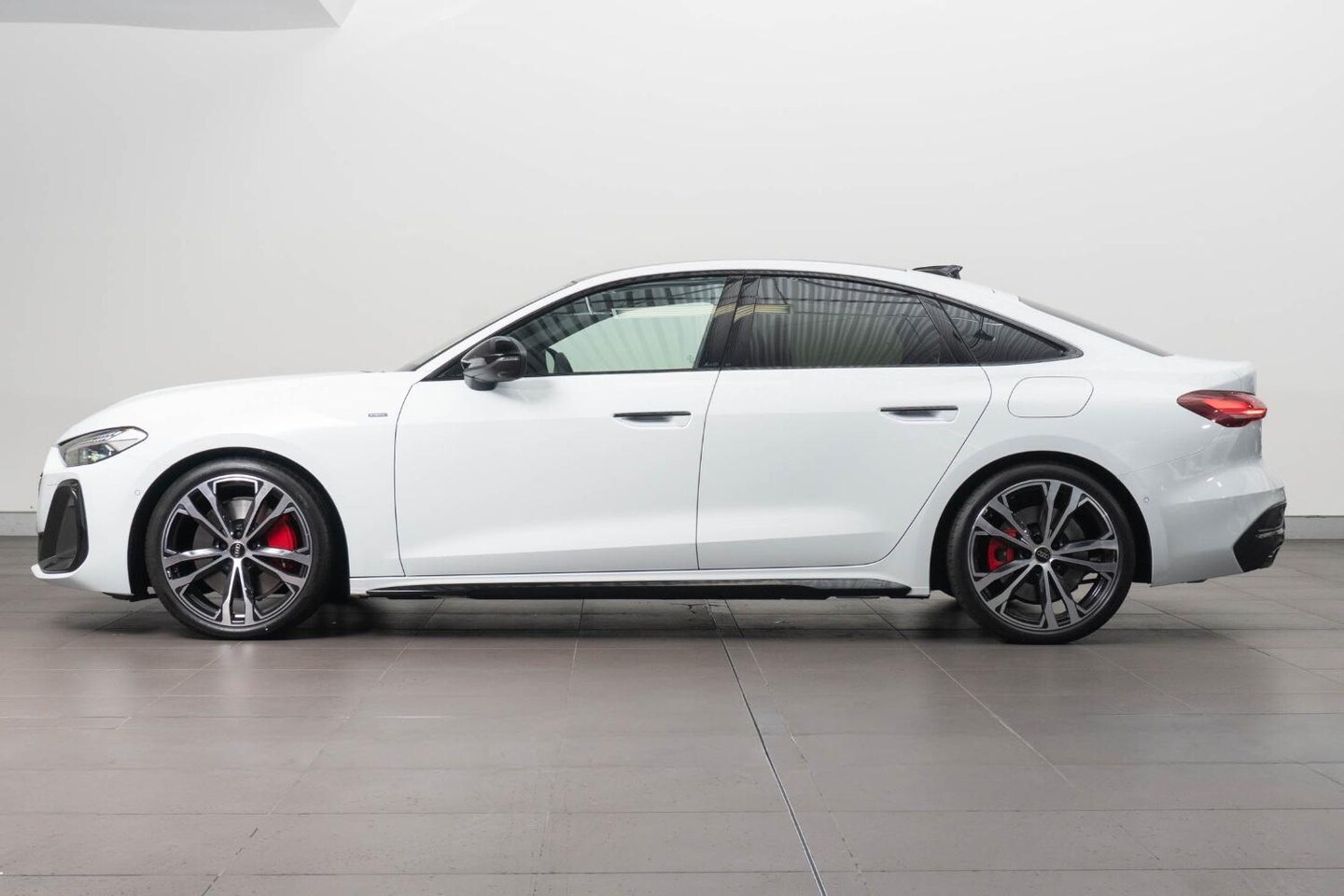 Image about Audi A5 Sedan TFSI e e-hybrid quattro 270 kW S tronic