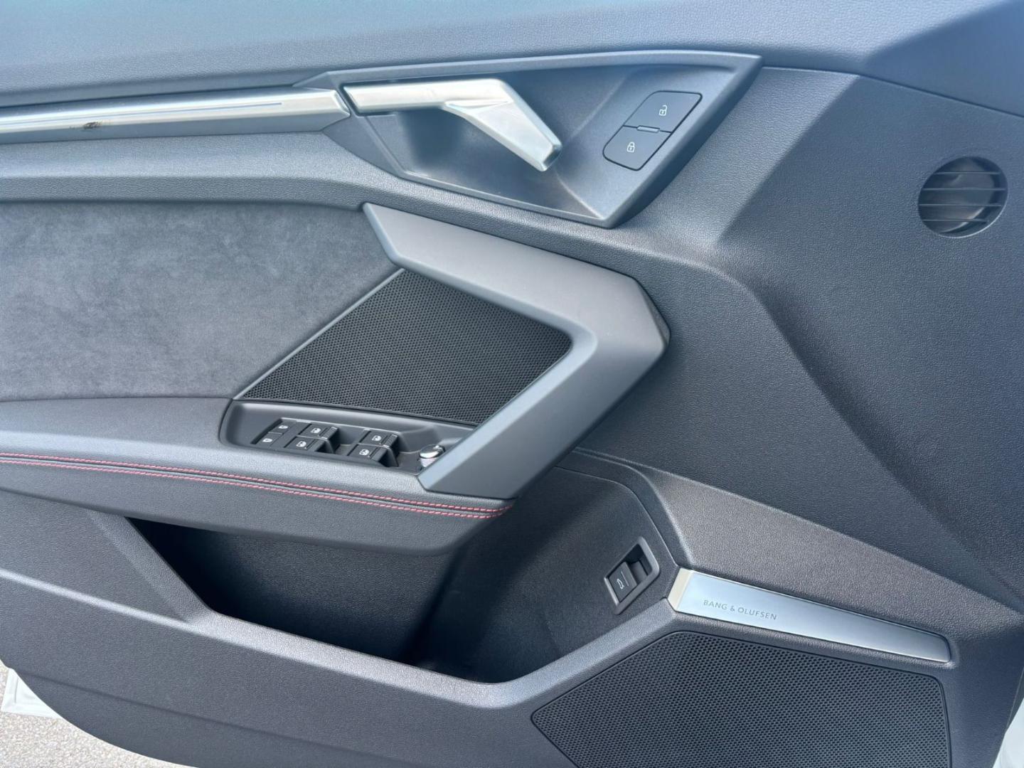 Image about Audi RS 3 Sportback TFSI quattro S tronic