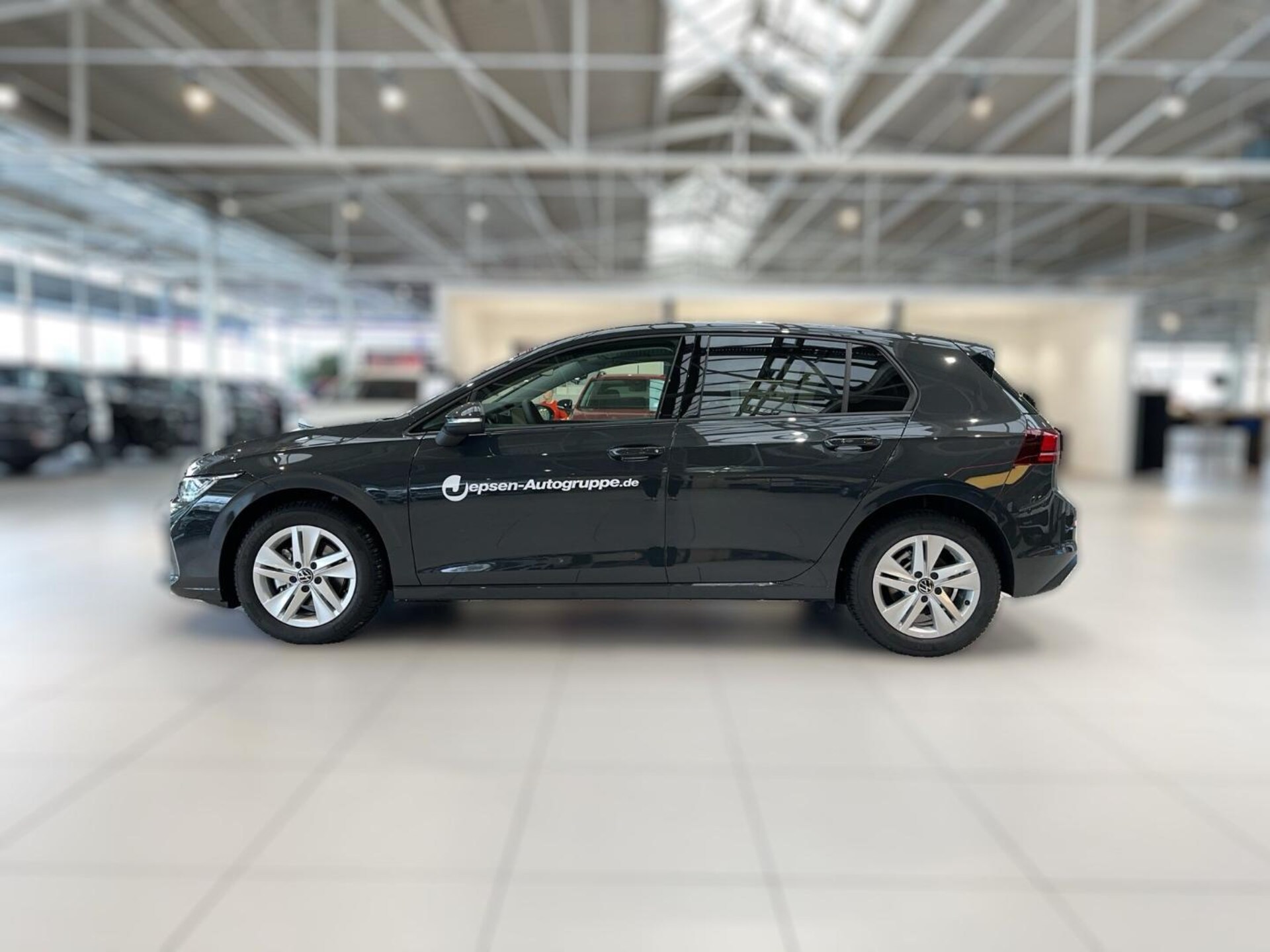 Volkswagen Golf Life