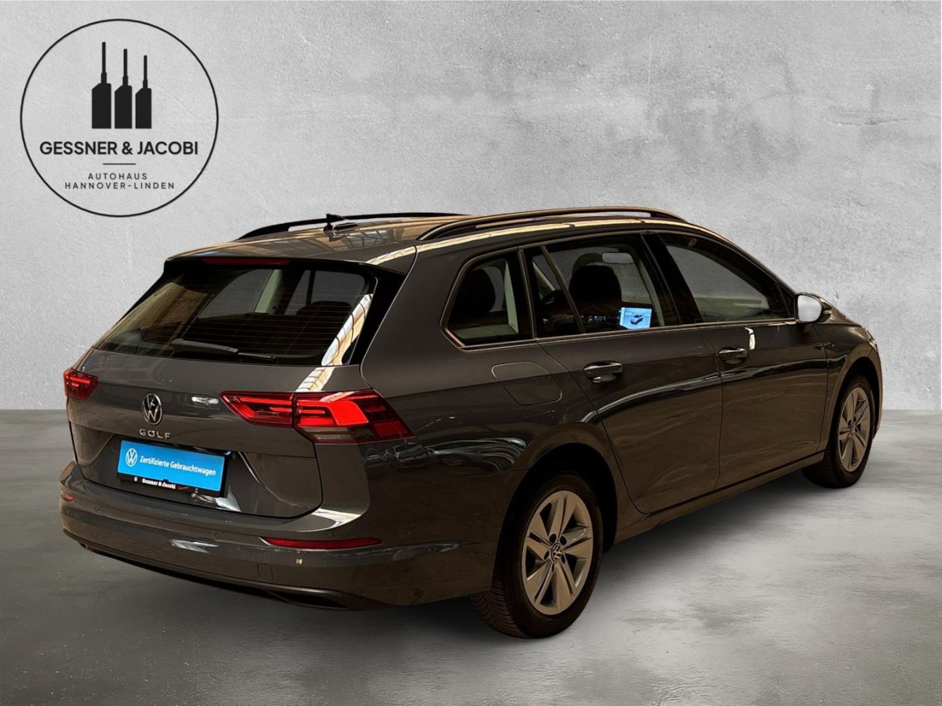Volkswagen Golf Variant Life