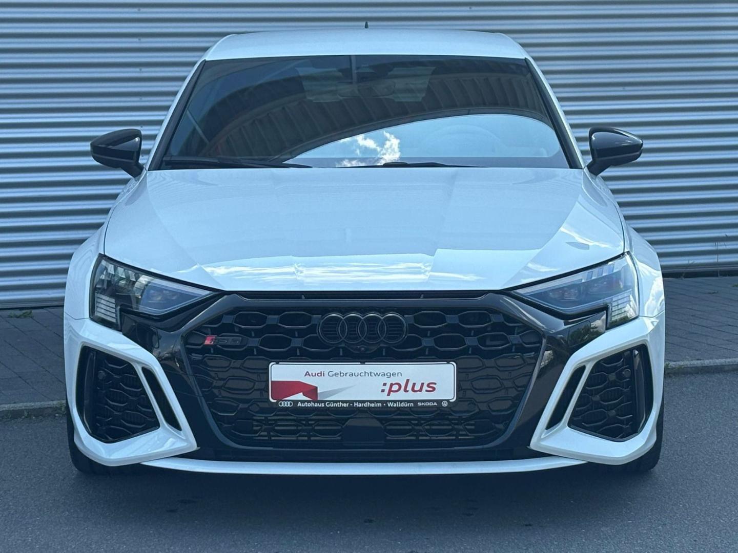Image about Audi RS 3 Sportback TFSI quattro S tronic