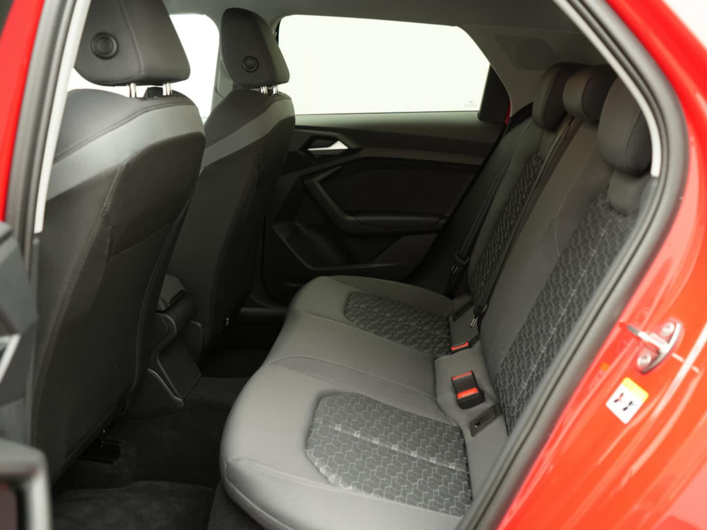 Bild über Audi A1 Sportback advanced 30 TFSI Schaltgetriebe - für weitere Informationen kontaktieren Sie den Audi Partner