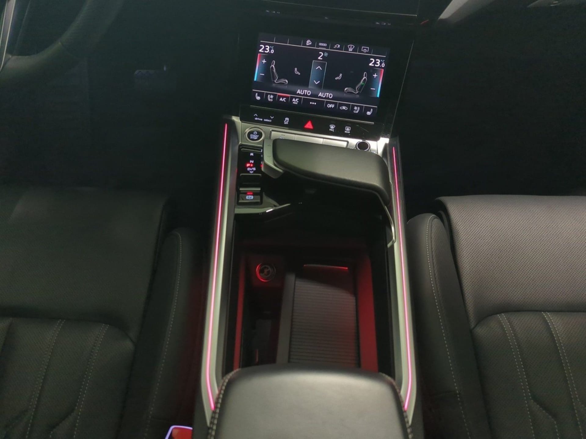 Audi e-tron S line