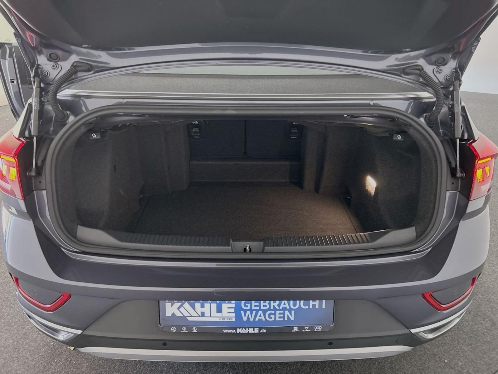 Volkswagen T-Roc Cabriolet – Bild 17