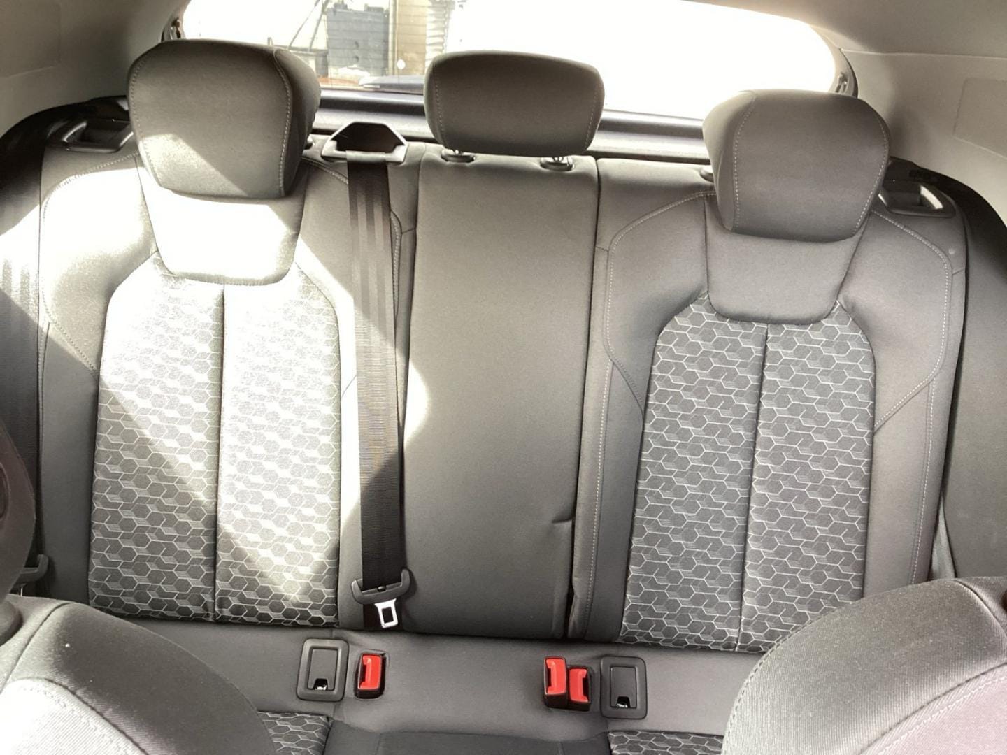 Bild über Audi A1 allstreet 30 TFSI S tronic - für weitere Informationen kontaktieren Sie den Audi Partner