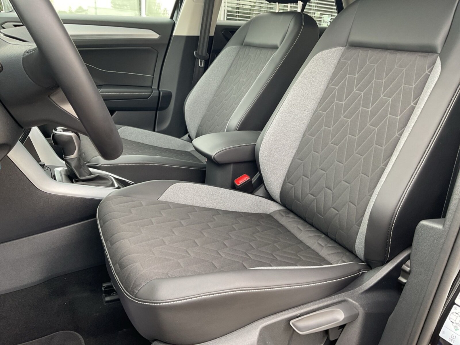 Volkswagen T-Roc – Bild 12