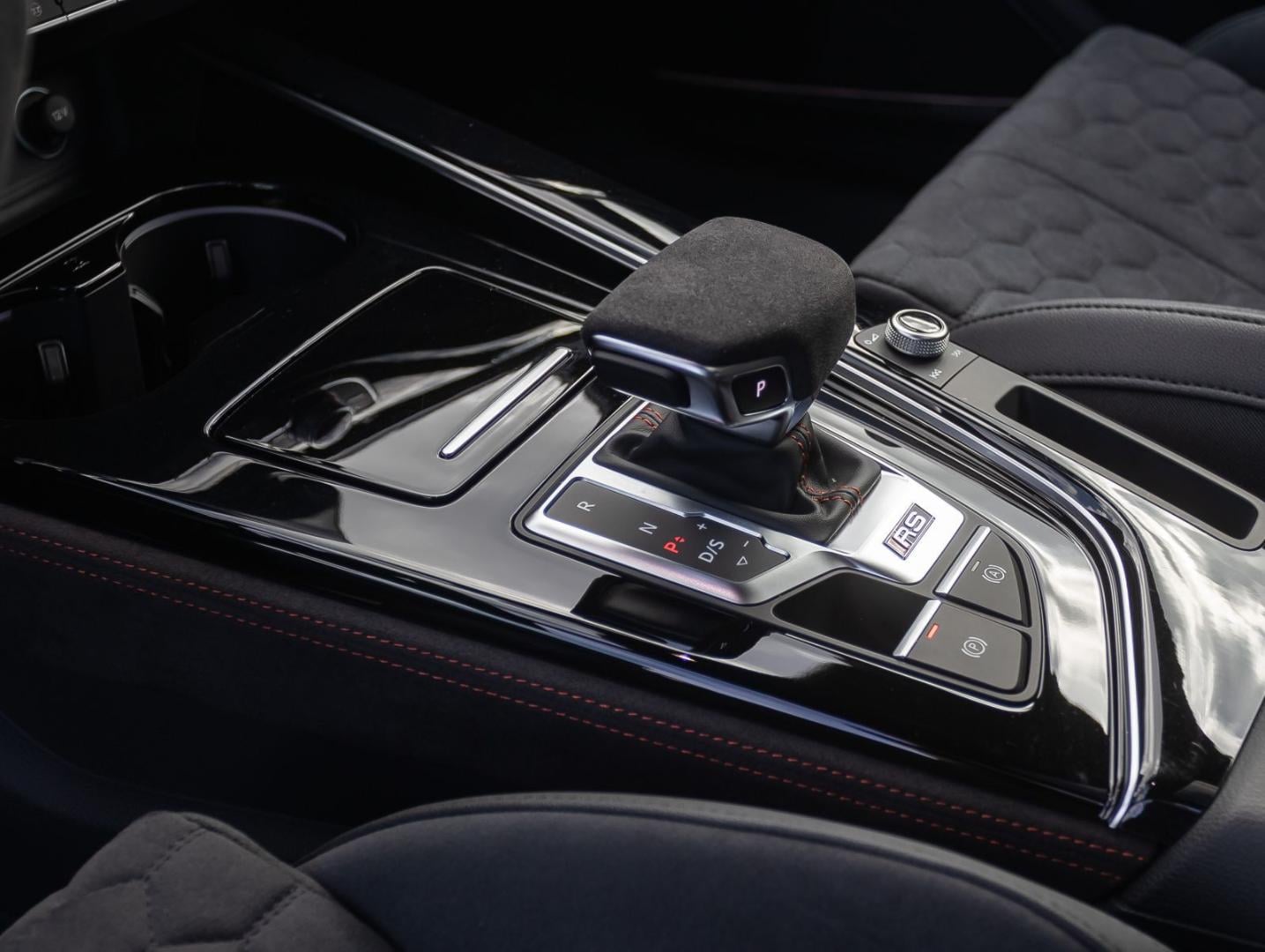 Bild über Audi RS 5 Sportback TFSI quattro tiptronic - für weitere Informationen kontaktieren Sie den Audi Partner