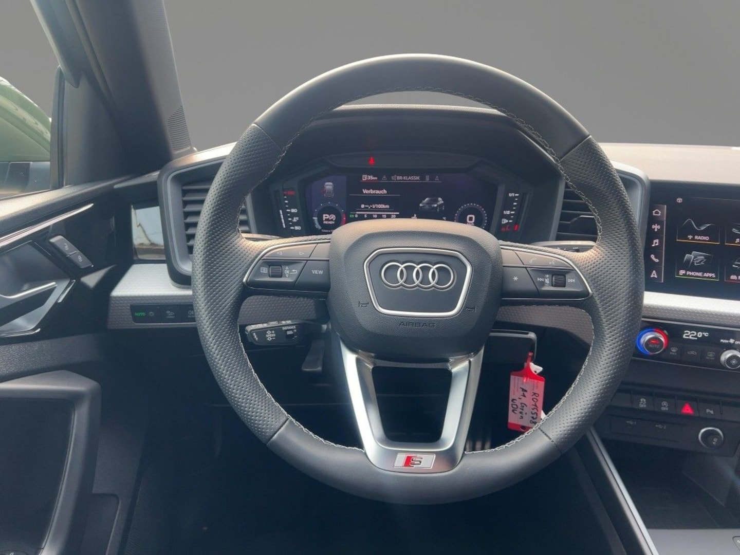 Bild über Audi A1 Sportback S line 25 TFSI S tronic - für weitere Informationen kontaktieren Sie den Audi Partner