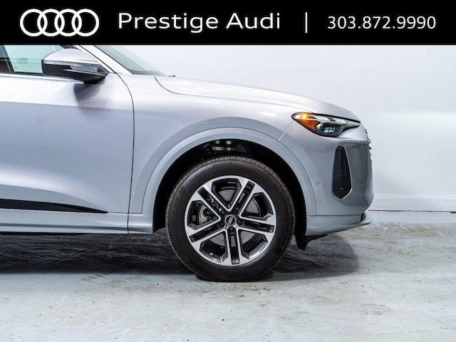 2025 Audi Q5 Premium - Photo 13