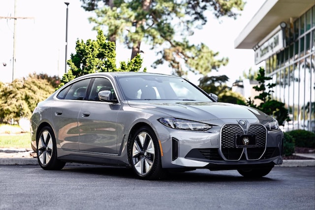 2025 BMW i4