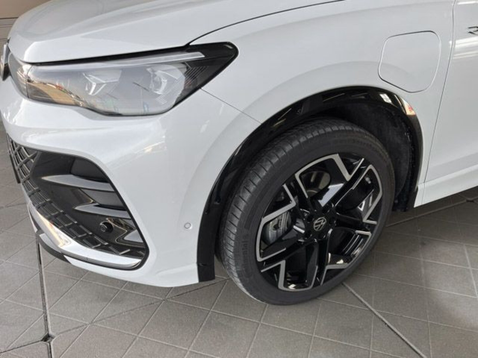 Volkswagen Tiguan – Bild 8