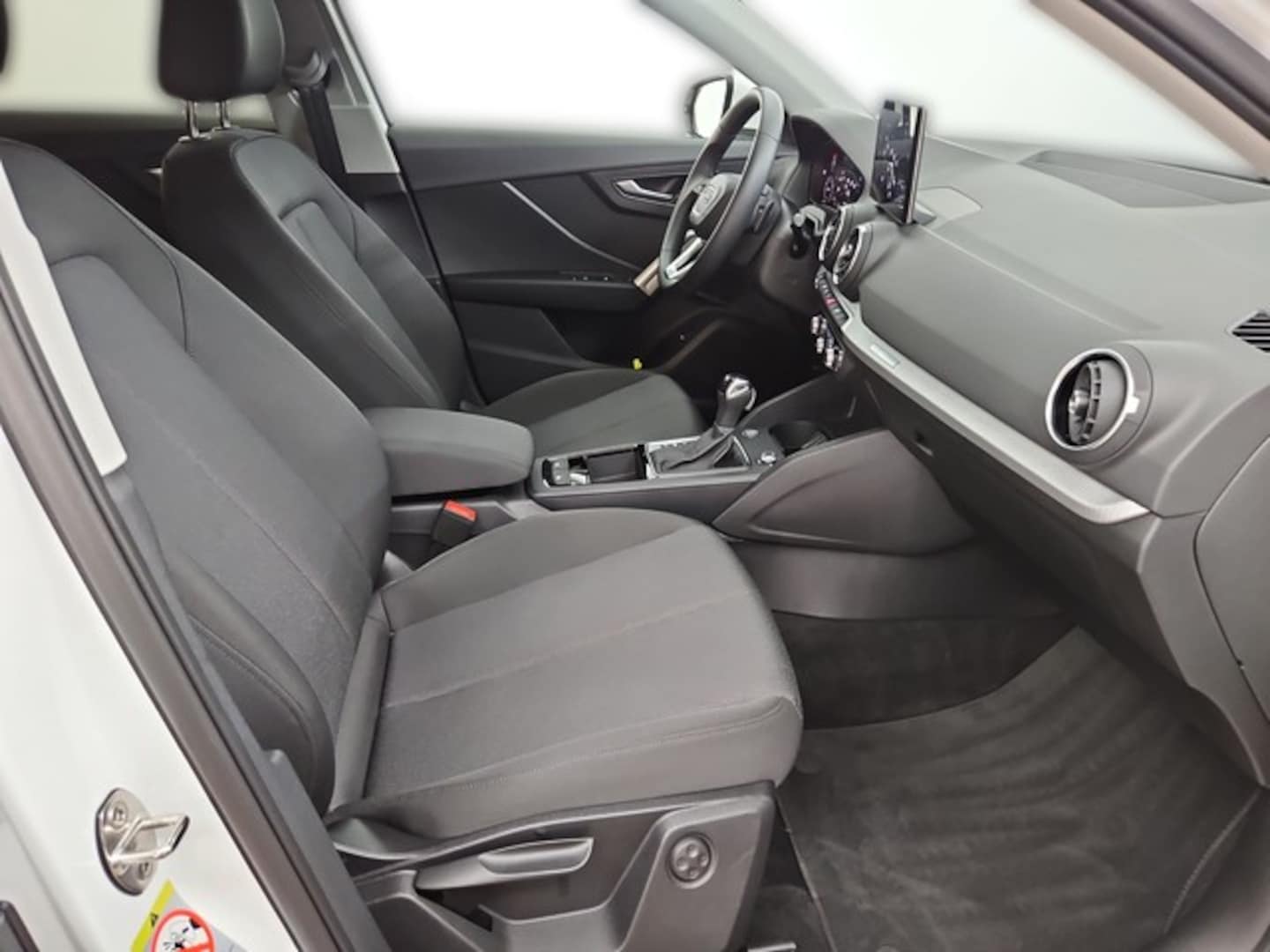 Bild über Audi Q2 S line 35 TFSI S tronic - für weitere Informationen kontaktieren Sie den Audi Partner