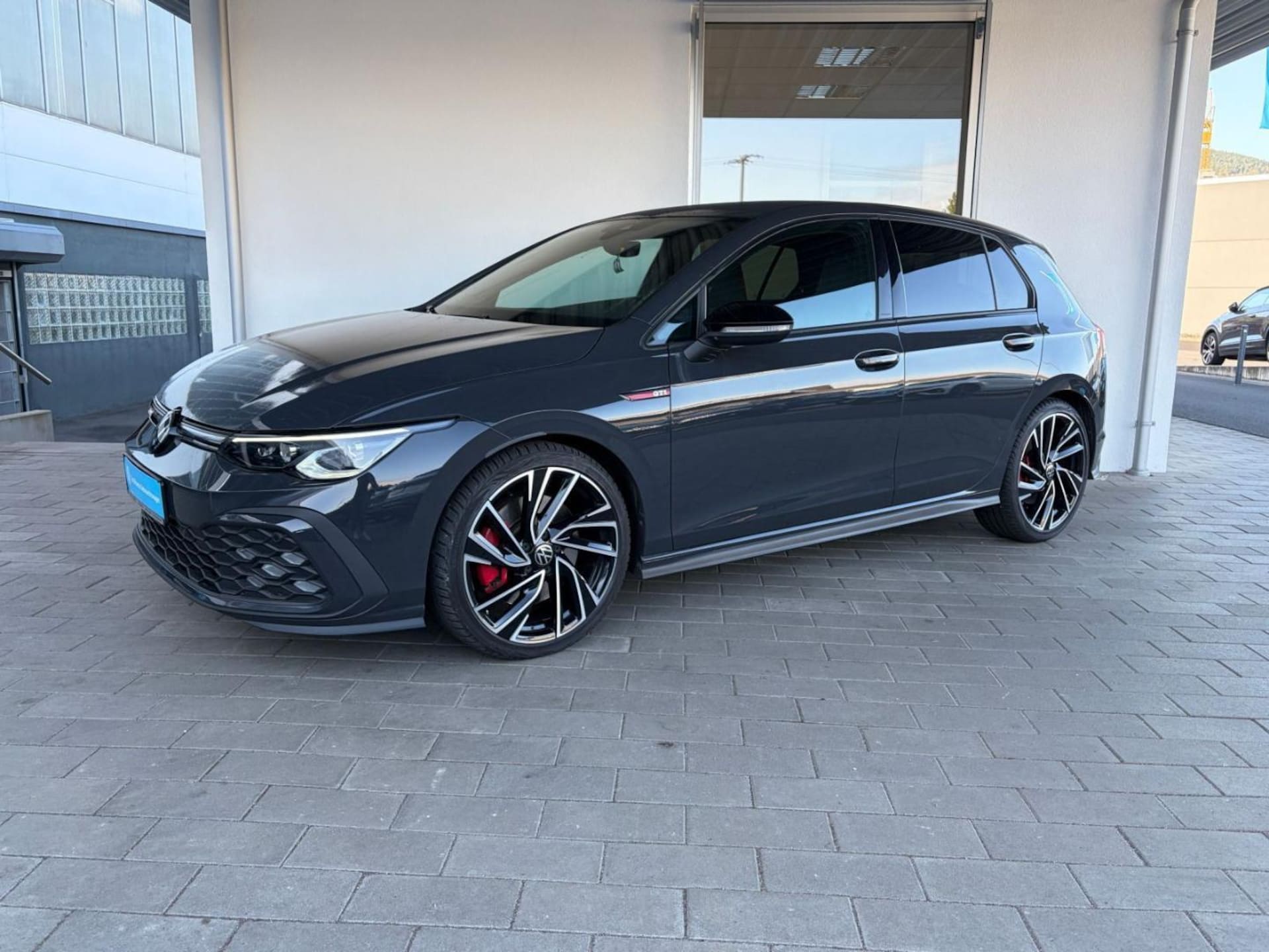 Volkswagen Golf — Volkswagen Golf Golf GTI 2.0 TSI DSG RFK ACC BLACK NAVI CARPLAY