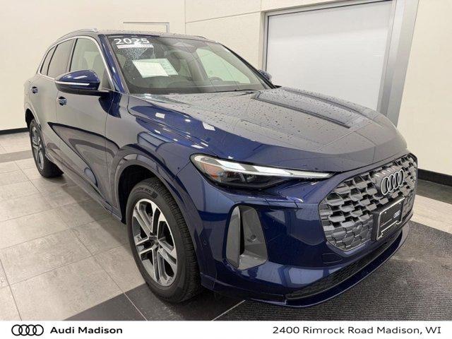 Photo of 2025 Audi Q5