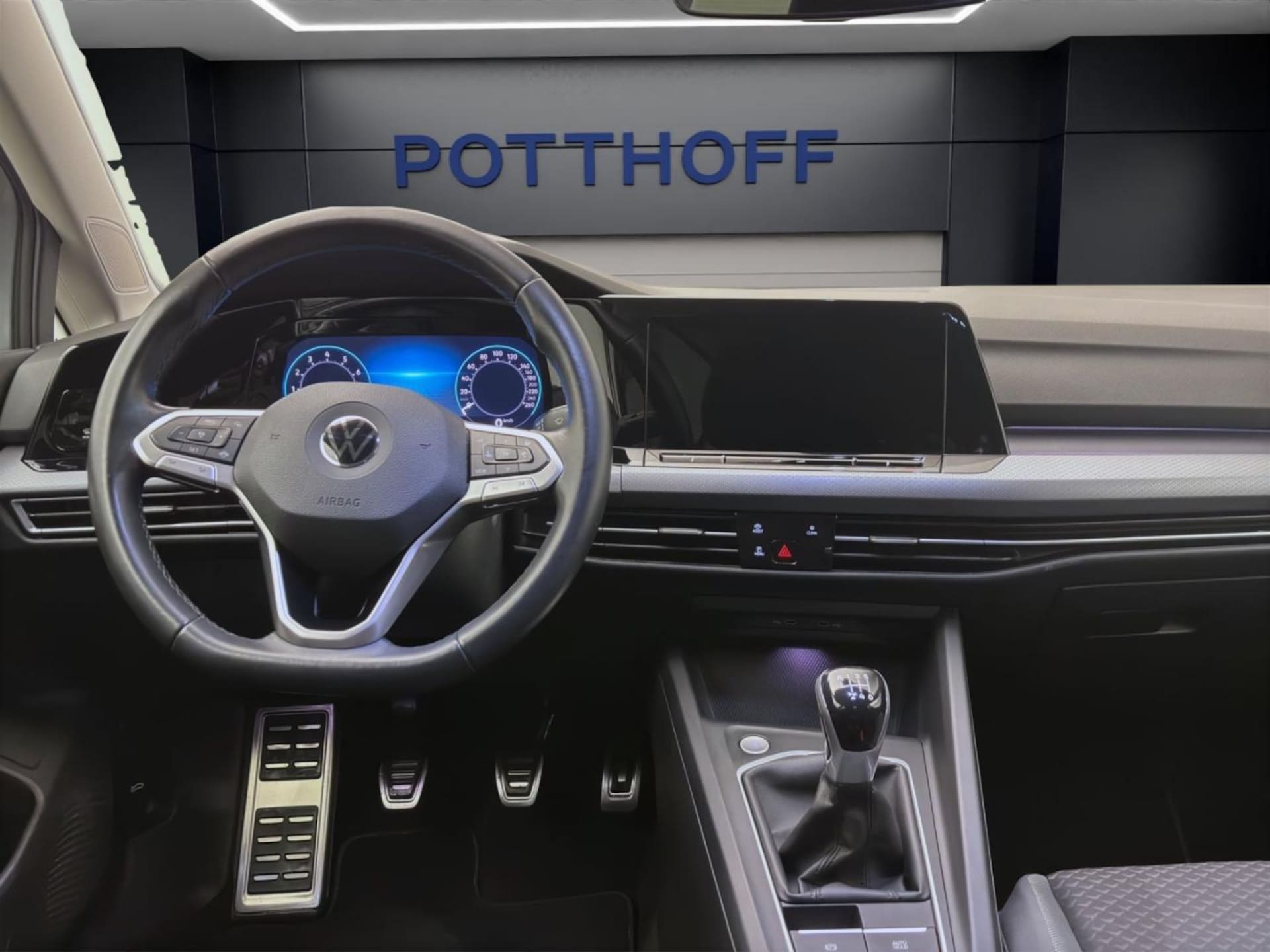 Volkswagen Golf Life