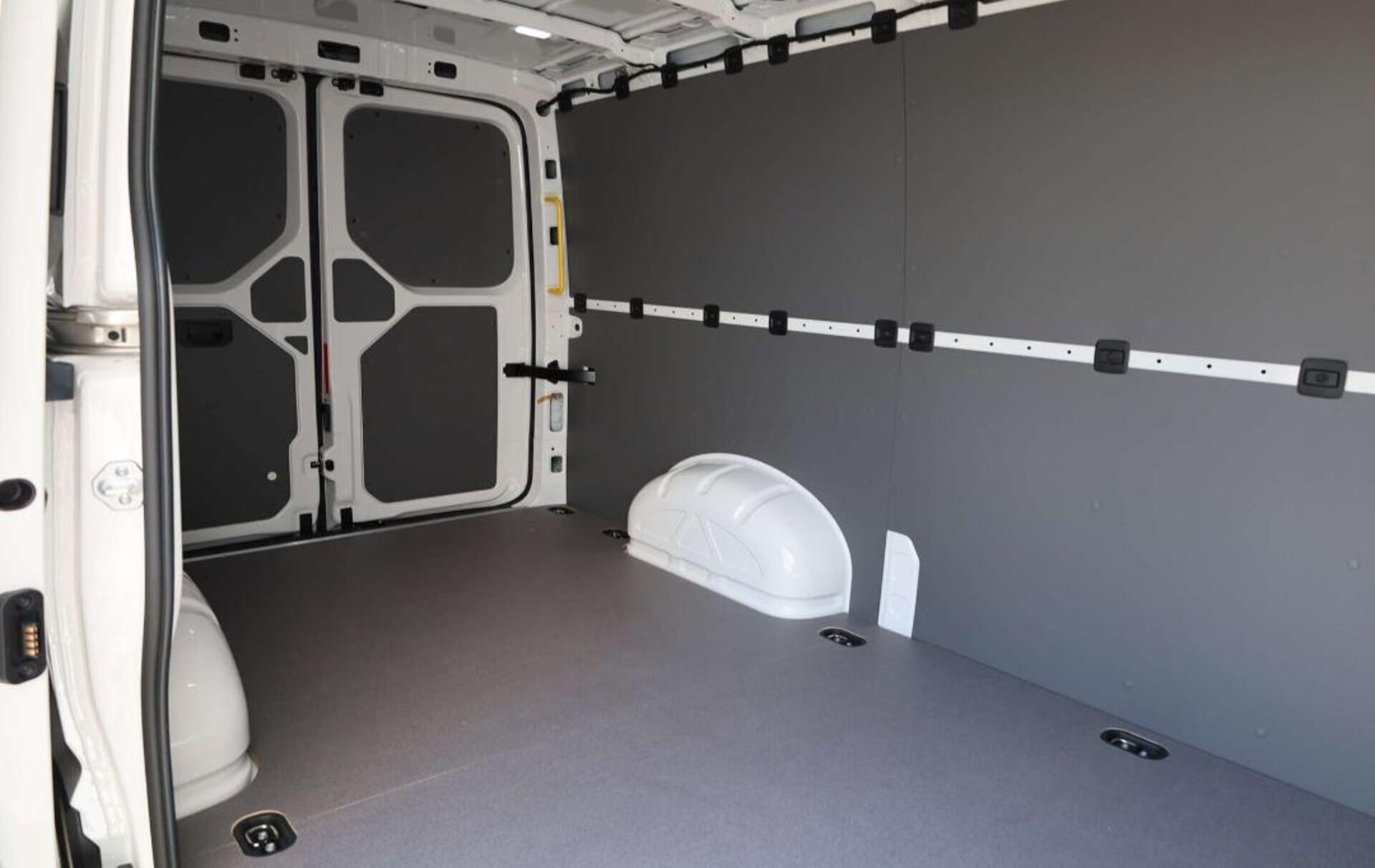 Volkswagen Crafter Kasten mittlerer Radstand