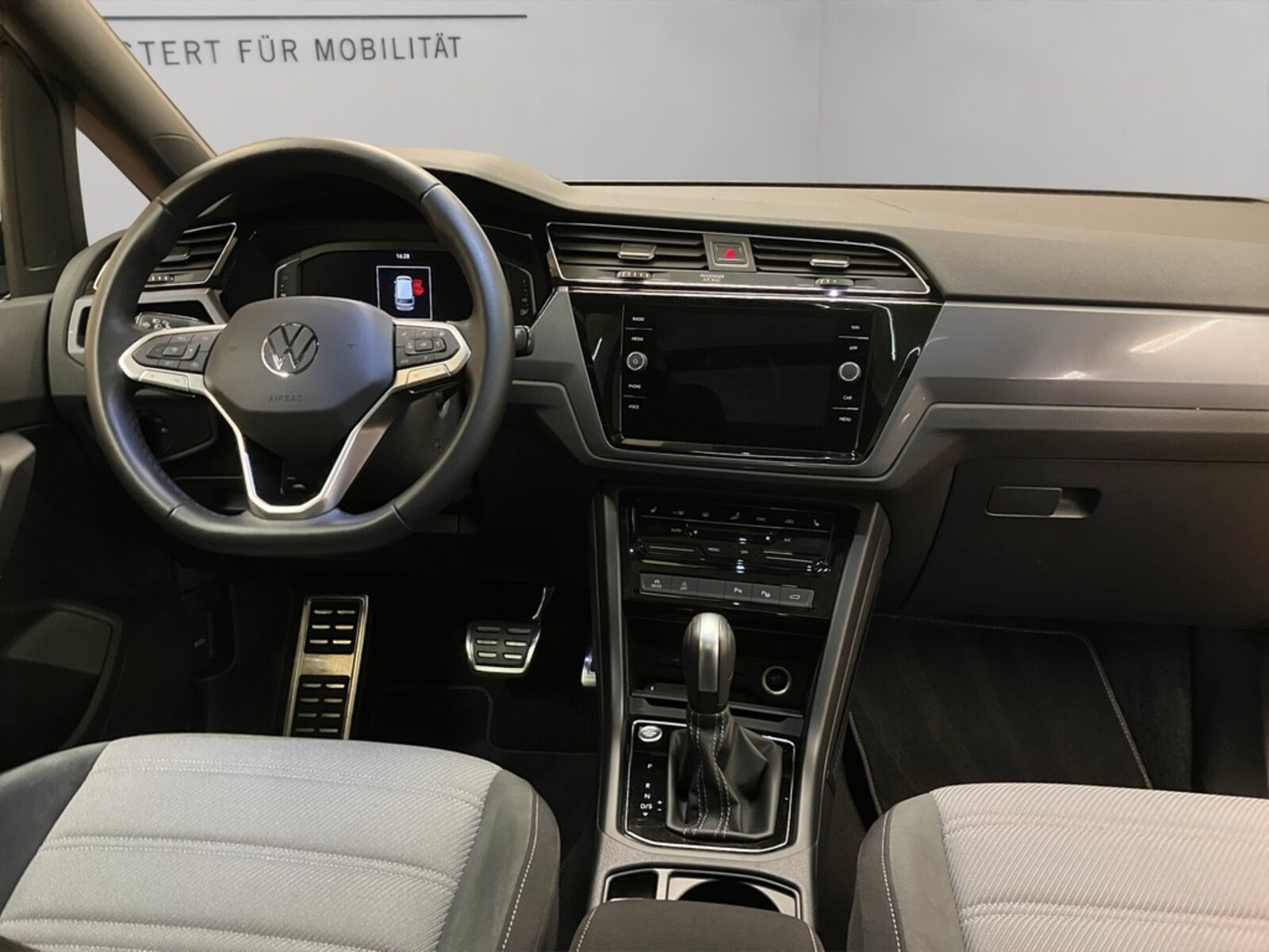 Volkswagen Touran – Bild 10