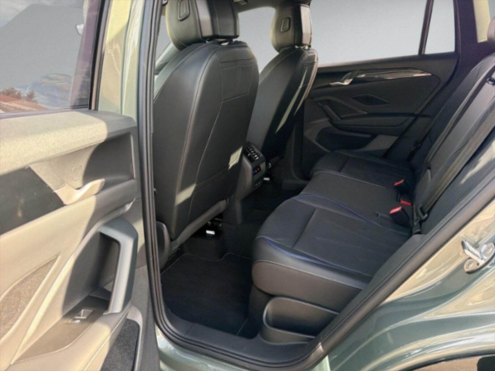 Volkswagen Tiguan – Bild 10