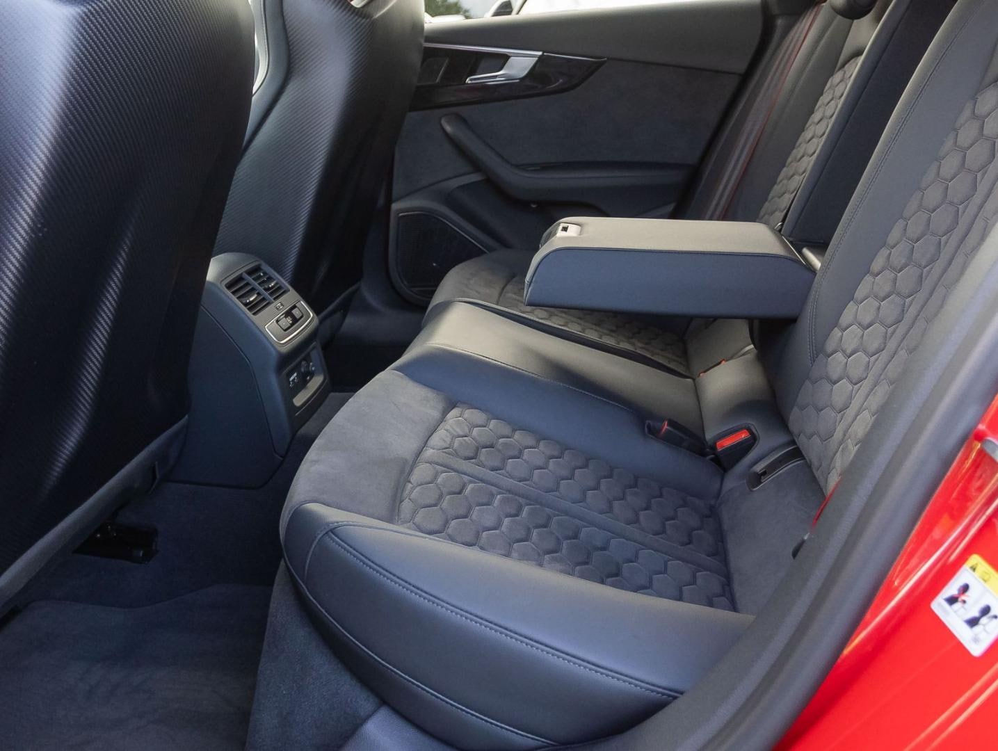 Bild über Audi RS 5 Sportback TFSI quattro tiptronic - für weitere Informationen kontaktieren Sie den Audi Partner