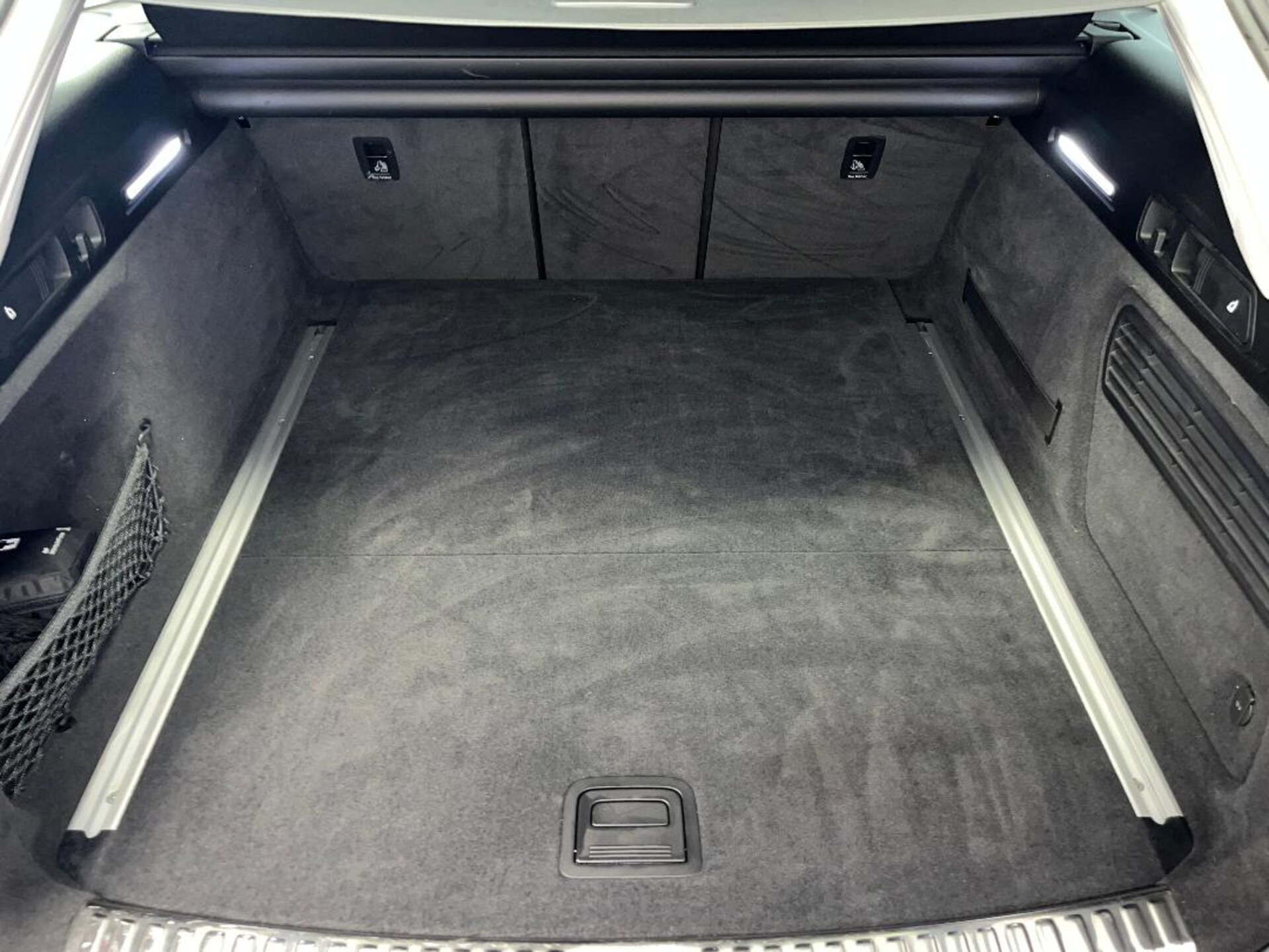 Audi A6 Avant Advance